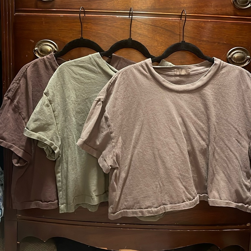 Nuuds Cropped Tees